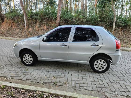 FIAT PALIO 1.0 MPI FIRE CELEBRATION 8V FLEX 4P MANUAL FIAT PALIO 1.0 MPI FIRE CELEBRATION 8V FLEX 4P MANUAL